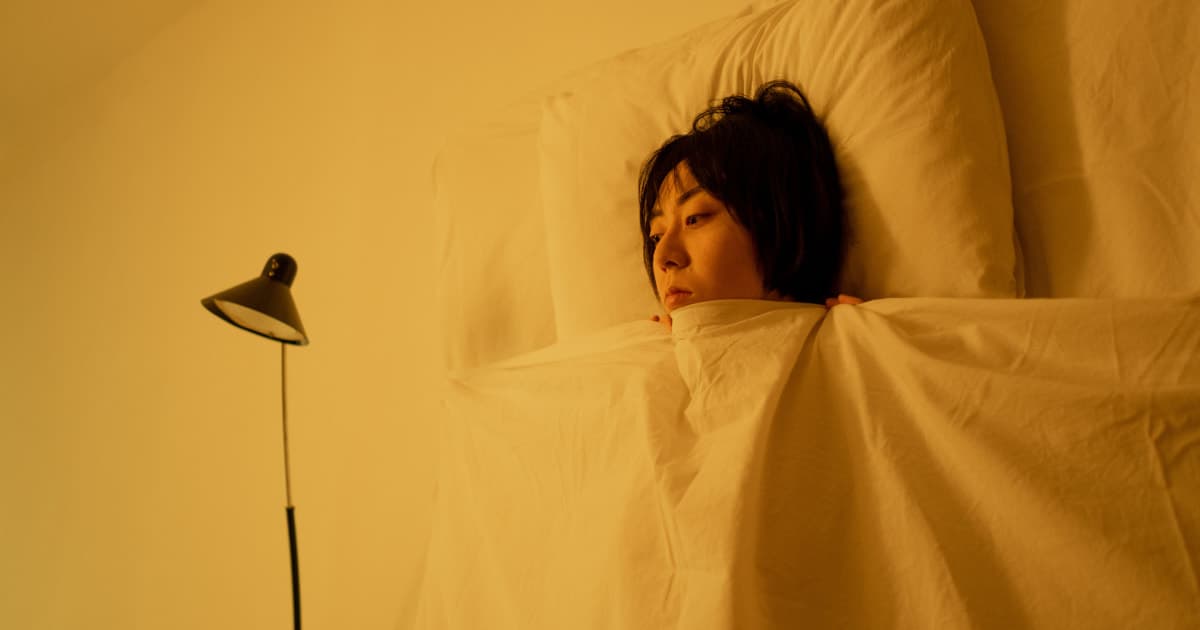 60 Bedtime Affirmations for Anxiety: Quiet Your Mind and Finally Rest